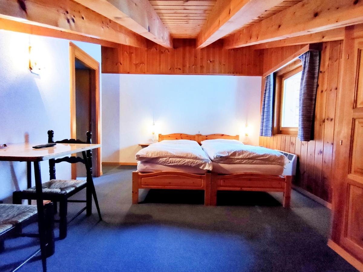 Hotel Garni Les Bouquetins Zinal Luaran gambar